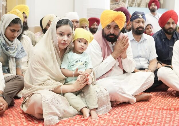 मुख्यमंत्री ने गुरुद्वारा श्री कतलगढ़ साहिब में माथा टेका