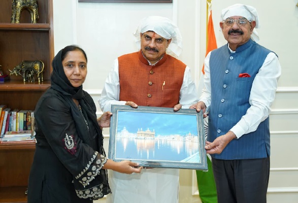 डॉ. बलजीत कौर और मोहिंदर भगत ने मध्य प्रदेश के मुख्यमंत्री को यादगारी समारोहों में शामिल होने के लिए दिया निमंत्रण